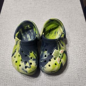 Toddler 7c tye dye crocs